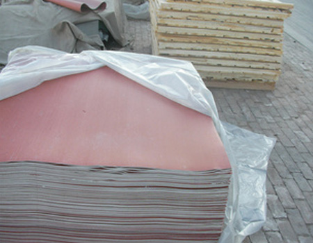 上海夹金属网石棉橡胶板（不耐油）